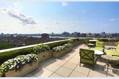 2 Commonwealth Avenue #PH3-4, Boston, MA 02116 - Photo 2