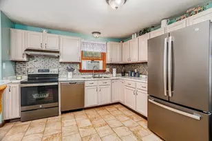 378 Rondeau St, Palmer, MA 01069 - Photo 4