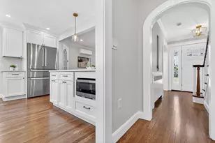 19 Myles Standish Rd, Boston, MA 02132 - Photo 8