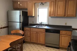 17 Grove St, Woburn, MA 01801 - Photo 4