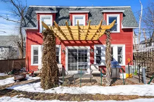 15 Lexington Terrace, Waltham, MA 02452 - Photo 2