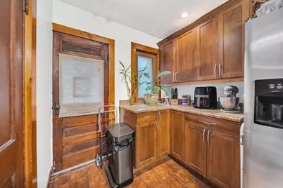 69 Glendale St, Boston, MA 02125 - Photo 16