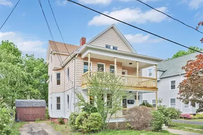 24 Hiawatha St, Springfield, MA 01108 - Photo 2