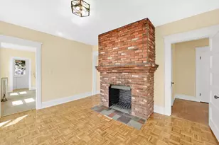 24 Hiawatha St, Springfield, MA 01108 - Photo 12