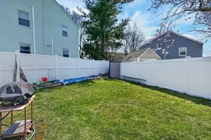 33-35 Rose Ave, Watertown, MA 02472 - Photo 20