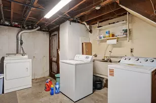 33-35 Rose Ave, Watertown, MA 02472 - Photo 12