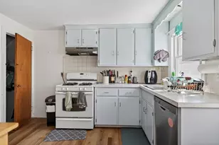 33-35 Rose Ave, Watertown, MA 02472 - Photo 16