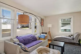 33-35 Rose Ave, Watertown, MA 02472 - Photo 2