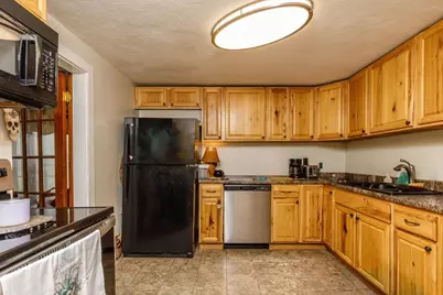 670 Massachusetts Avenue, Lunenburg, MA 01462 - Photo 2