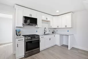 357 Wareham St, Middleborough, MA 02346 - Photo 6