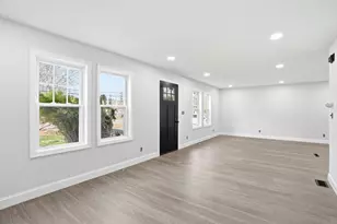 357 Wareham St, Middleborough, MA 02346 - Photo 14