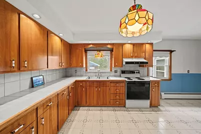 7 Cedarcrest Rd, Salem, MA 01970 - Photo 10