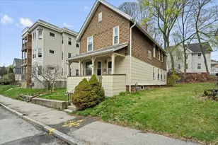 40 Duxbury Rd, Worcester, MA 01605 - Photo 2
