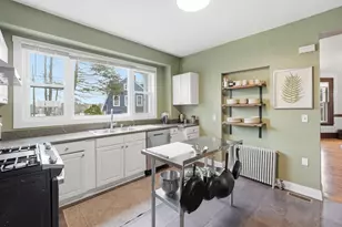 8 Westland St, Worcester, MA 01602 - Photo 10