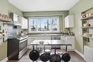 8 Westland St, Worcester, MA 01602 - Photo 8