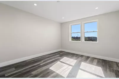 81 Chelsea St, Everett, MA 02149 - Photo 16
