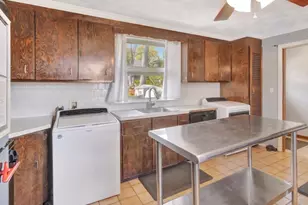 11-13 Horace St, Malden, MA 02148 - Photo 24