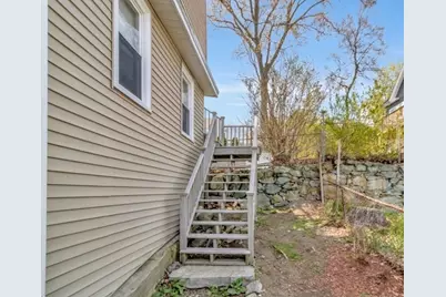 11-13 Horace St, Malden, MA 02148 - Photo 40