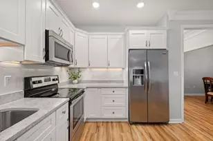 57 Augustus Ct, Reading, MA 01867 - Photo 12