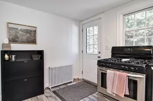52 Wesley Rd, Framingham, MA 01701 - Photo 10