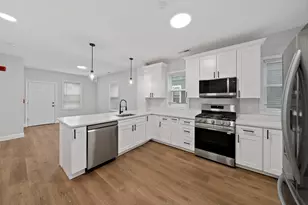22 Madison, Cambridge, MA 02140 - Photo 2