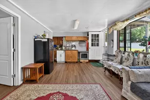 26 Beulah St, Framingham, MA 01701 - Photo 36