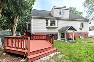 26 Beulah St, Framingham, MA 01701 - Photo 4