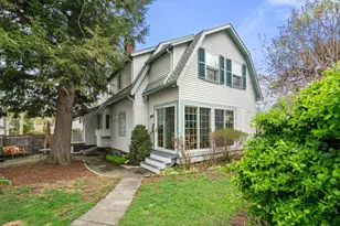 83 Prospect St, Newton, MA 02465 - Photo 28