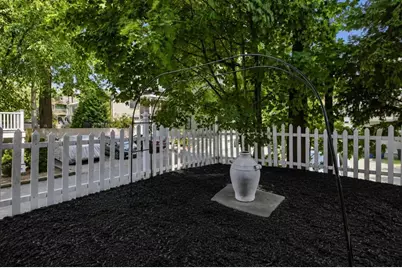 96 Seaverns Ave #1, Boston, MA 02130 - Photo 34