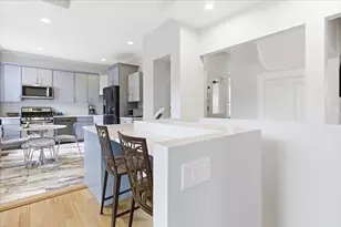 96 Seaverns Ave, Boston, MA 02130 - Photo 4