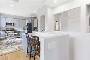 96 Seaverns Ave, Boston, MA 02130 - Photo 2