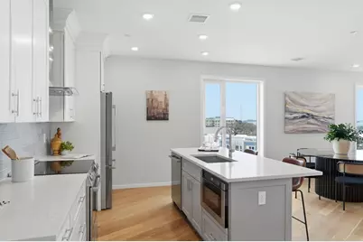 267 Old Colony #506, Boston, MA 02127 - Photo 4