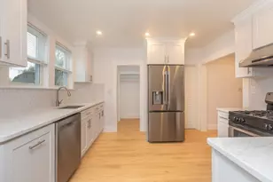 10 Parker Ave, Newton, MA 02459 - Photo 16