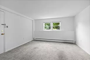 21 Groton St, Ayer, MA 01432 - Photo 4