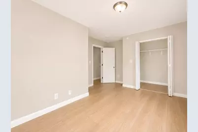 8 Lawton Pl #7, Waltham, MA 02453 - Photo 6
