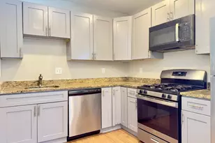 8 Lawton Pl, Waltham, MA 02453 - Photo 2