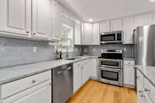 189 1/2 Seekonk St, Norfolk, MA 02056 - Photo 10