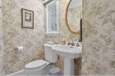 8 Buttercup Ln, Dover, MA 02030 - Photo 18