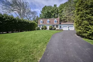 70 Harrington Rd, Framingham, MA 01701 - Photo 2