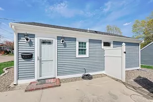 132 Sumner St, North Attleboro, MA 02760 - Photo 32