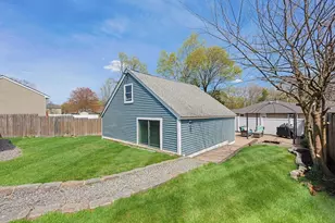 132 Sumner St, North Attleboro, MA 02760 - Photo 34