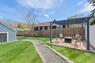 132 Sumner St, North Attleboro, MA 02760 - Photo 38