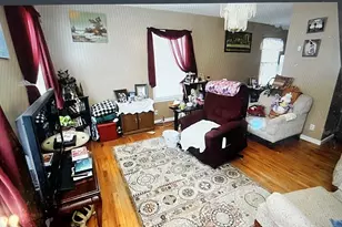 10 Viall St, New Bedford, MA 02744 - Photo 8