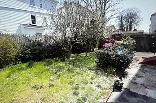 10 Viall St, New Bedford, MA 02744 - Photo 4