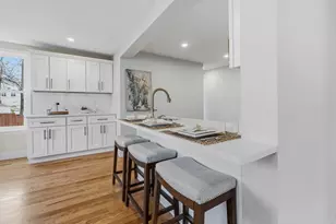 8 Hammatt St, Ipswich, MA 01938 - Photo 4