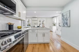 8 Hammatt St, Ipswich, MA 01938 - Photo 8