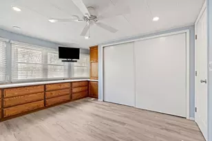 46 Louie Ln, Raynham, MA 02767 - Photo 24