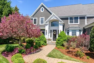 4 Nipmuc Ln, Southborough, MA 01772 - Photo 2