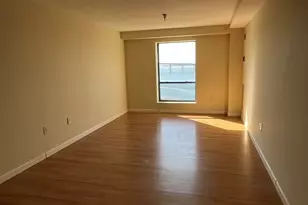 750 Davol St, Fall River, MA 02720 - Photo 8