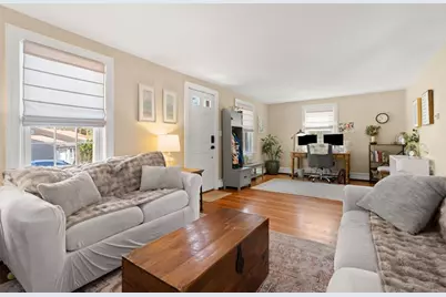 14 Lake Drive, Hamilton, MA 01982 - Photo 2